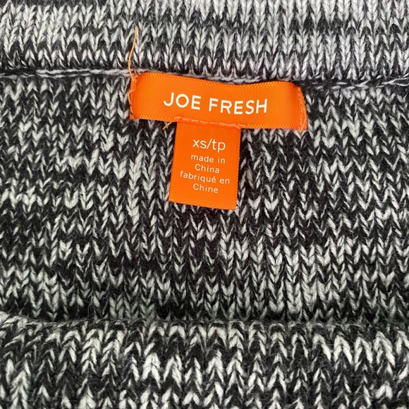 Sweater material skirt 💕 - Picture 3 of 3